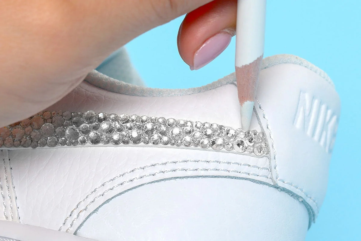 Best DIY Rhinestone Craft Projects with Liquid Fusion Glue: