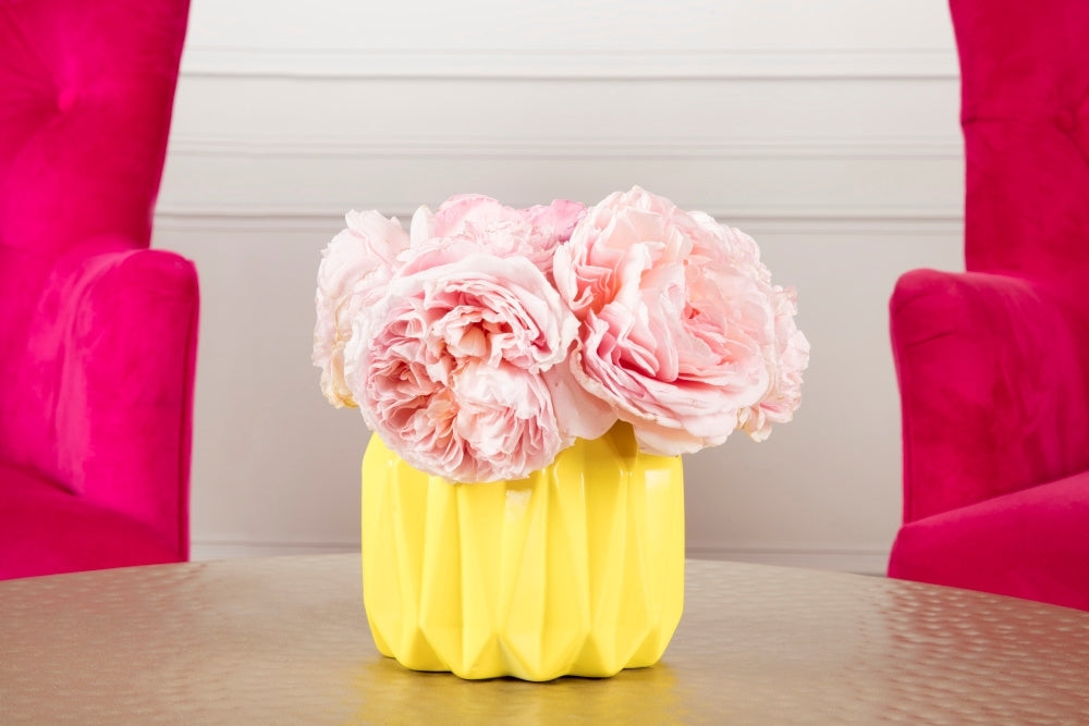 How To Spray Paint a Vase
