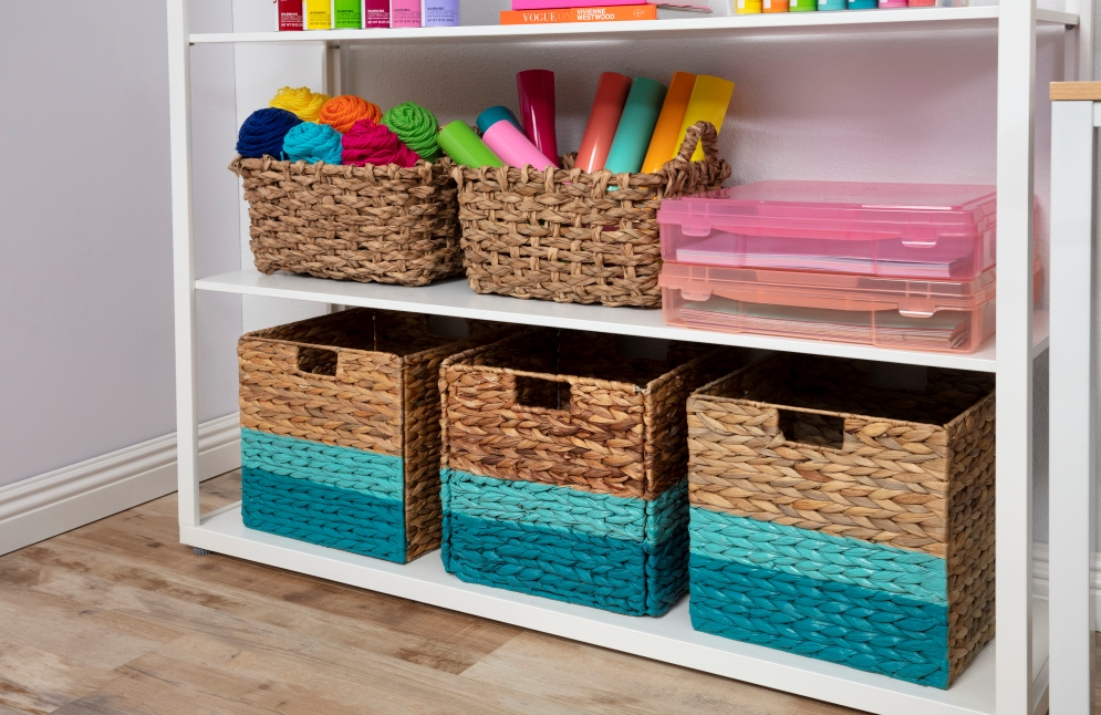 Craft Room Decluttering: Painted Storage Baskets