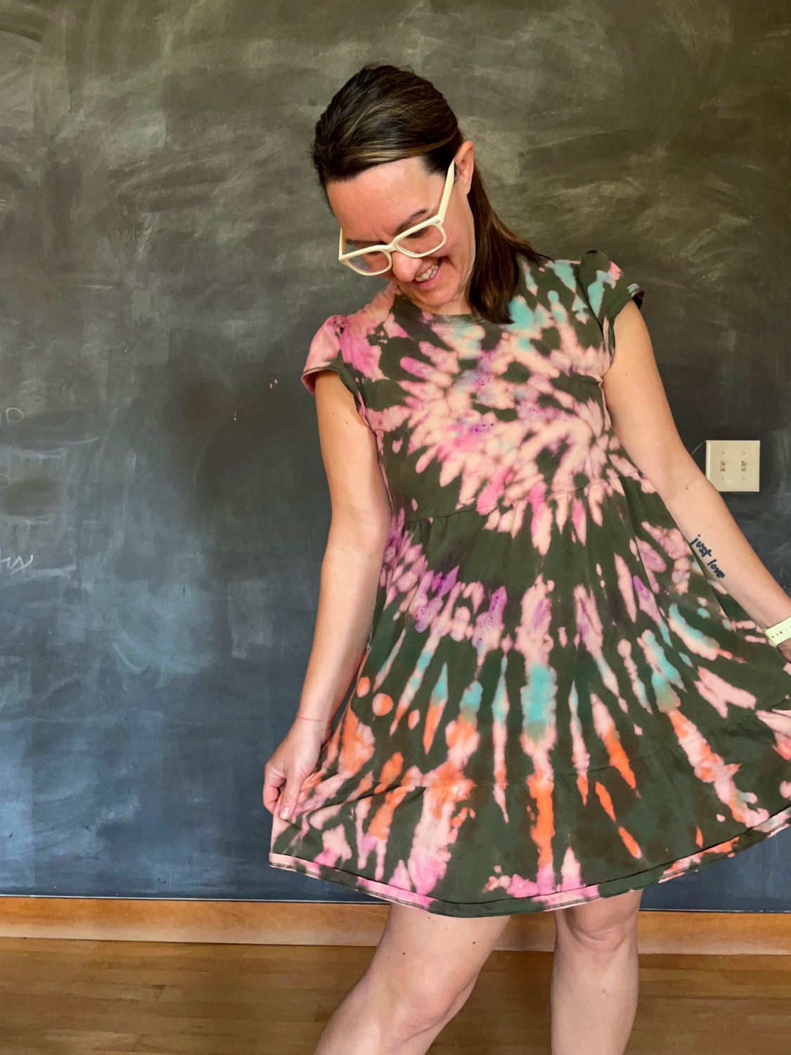How to Bleach Tie-Dye a Sundress This Summer
